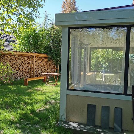 Studio 30 M2 jardinet 10minutes Annecy Villa Naves-Parmelan Exterior foto
