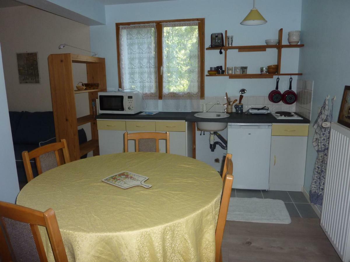 Studio 30 M2 jardinet 10minutes Annecy Villa Naves-Parmelan Exterior foto